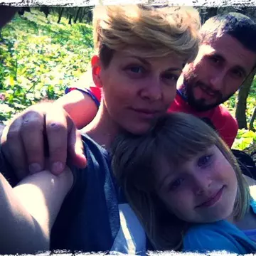 Dana Nălbaru petrece Paştele în familie!