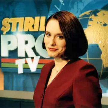 ANDREEA ESCA, pe vremea când ERA ROȘCATĂ! Uite cât de bine îi stătea! FOTO