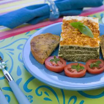 REŢETE de POST: Lasagna vegetariană cu spanac