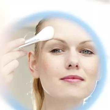 Lifting-ul de frunte, soluţia pentru o faţă luminoasă, explicat de dr. Florin Juravle