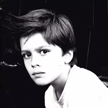 La 10 ani, băiatul Alexandrei Dinu şi al lui Adi Mutu este îndrăgostit de o femeie de 33 de ani: "E frumoasă foc!"