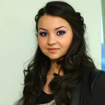 Tutorial video: cum să îţi faci singură un mix de împletituri chic!