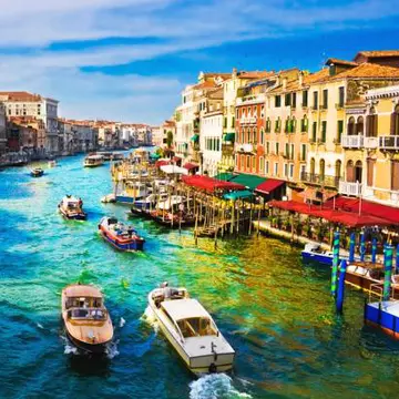 Destinaţii: Top 4 oraşe-lagună din Europa absolut superbe. Trebuie să le vezi