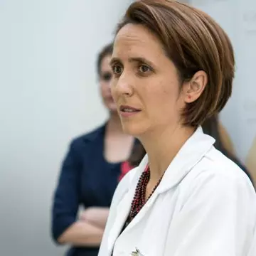 Dr. Anca Coricovac, femeia care creează viaţă prin fertilizare in vitro