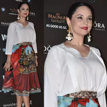 Andreea Marin, ţinută superbă la petrecerea Viva