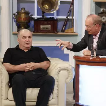 Florin Călinescu vine la Serviciul Român de Comedie