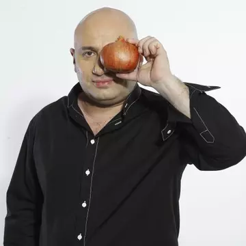 Poze: Chef Cătălin Scărlătescu le-a gătit copiilor orfani de ziua lor