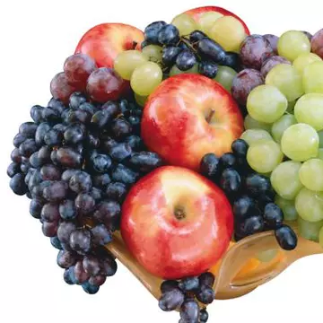 Cosmetică: 5 fructe care îţi salvează pielea