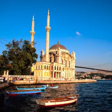 Călătorii: Istanbul, un oraş complex