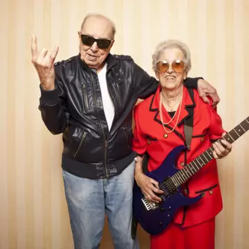 Bunicuţe cool. Care sunt cele mai tari pensionare