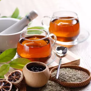 Ghidul plantelor medicinale: La ce folosesc drobul, dudul şi drobiţa