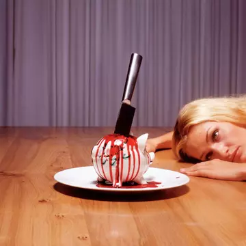 Metode simple prin care să economiseşti bani