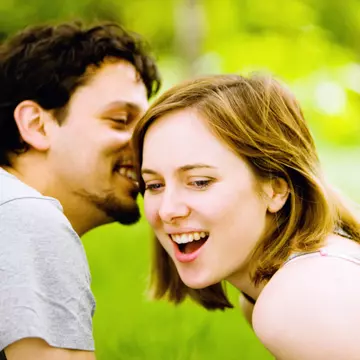 Te-ai îndrăgostit? Cum transformi un flirt într-o relaţie serioasă