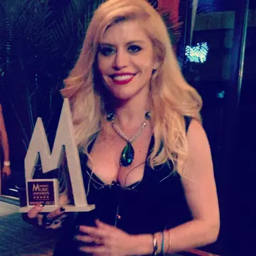 Loredana şi Andra, premiate la Mamaia Music Awards