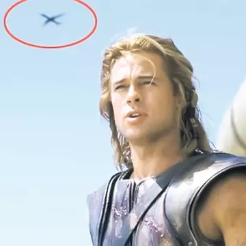 Greşeli prosteşti în filme de milioane