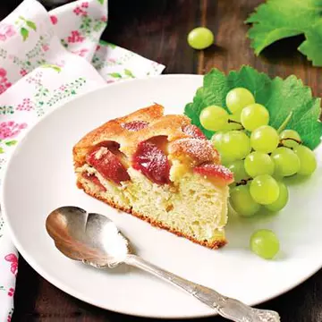 Un deliciu! Prăjitură cu rom şi struguri! 