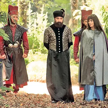 Astăzi, în "Suleyman Magnificul - Sub domnia iubirii": Firuze prinde curaj şi...
