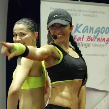 Kinga Sebestyen e cel mai bun instructor de fitness din România, dar când era mică, părinţii n-au lăsat-o să facă sport