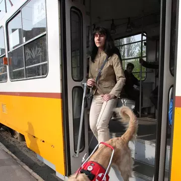 AJUTOR EXTRAORDINAR pentru nevăzători! Ce li se pregăteşte