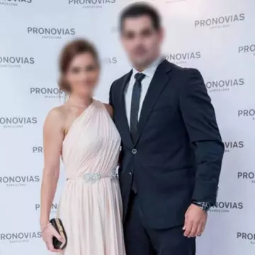 În pragul despărţirii! Ce cântăreaţă nu se mai înţelege cu tatăl copilului ei