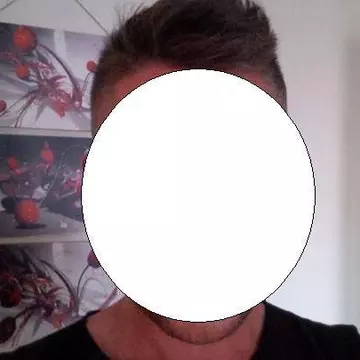 O vedetă de la noi, bătută de poliţie. Imagini cutremurătoare