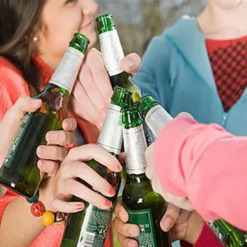5 obiceiuri care te îmbătrânesc prematur