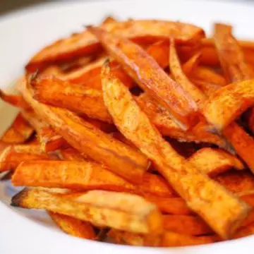 Găteşte acasă: top 7 feluri de mâncare sănătoasă uşor de preparat