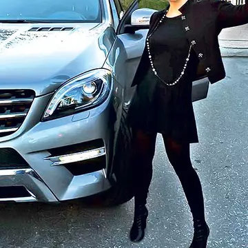Vedetele autohtone au spart 460.000 € pe bolizi de lux! Vezi cine are cea mai scumpă maşină!