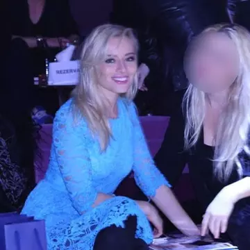 Laura Cosoi şi sora ei, ASEMĂNARE IZBITOARE! Care ţi se pare mai frumoasă? | FOTO ÎN ARTICOL