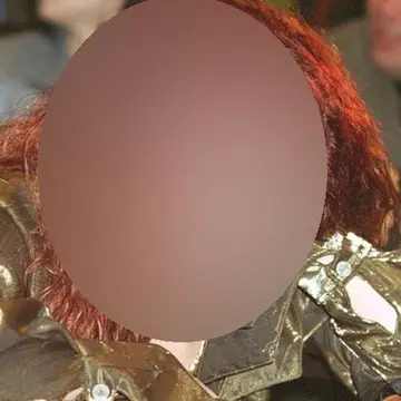 Diva care face totul pentru un bărbat