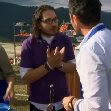 Juratul Florin Dumitrescu, implicat într-un nou scandal de proporţii! A fost nevoit să-şi ceară scuze de la o vedetă! FOTO