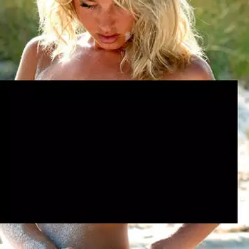 Mai multe sportive s-au cazat într-o staţiune din Franţa şi au rămas mască! E INCREDIBIL ce au văzut de la geamul hotelului!