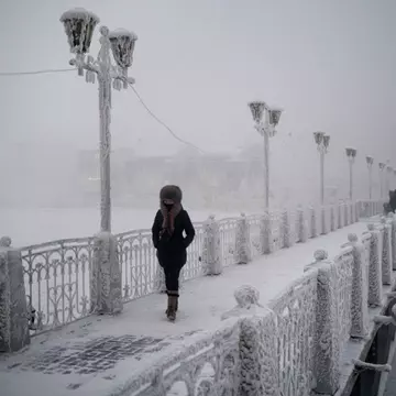 Iată cum se descurcă oamenii în cel mai friguros oraş de pe glob!