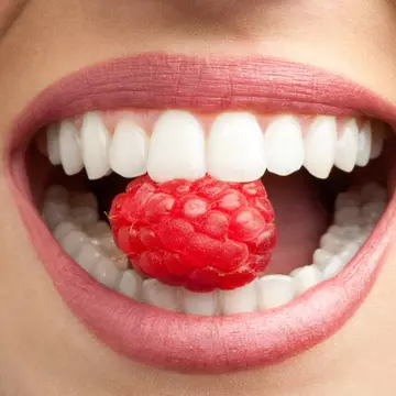 Mâncăruri sănătoase care îţi strică dinţii, deşi nu te aşteptai la asta