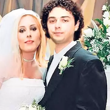 Presa indiană a măritat-o pe Iulia Vântur cu Moga  