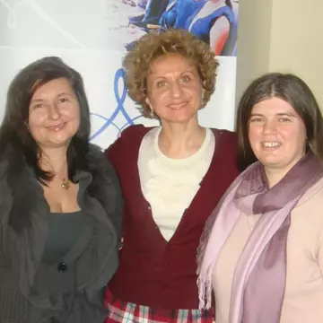 3 femei, 3 zeite, 3 luni de zile