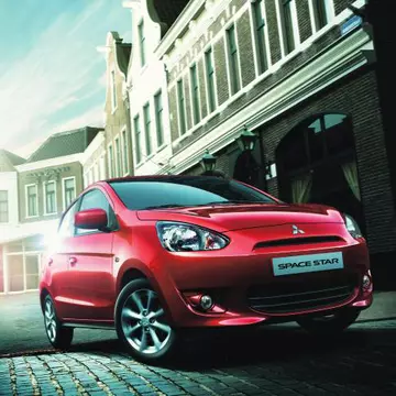 Câştigă un weekend cu un star… un Mitsubishi Space Star, cu plinul făcut! 
