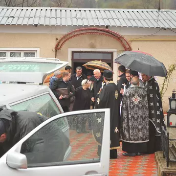Durere mare pentru Draga Olteanu Matei: și-a condus soțul pe ultimul drum 
