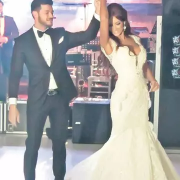 Chinezii au dat faliment cu rochia Biancăi Drăguşanu!