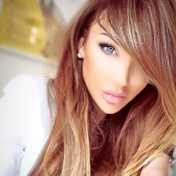 Dorinţa i s-a îndeplinit! Bianca Drăguşanu, prezentatoare într-o emisiune tv