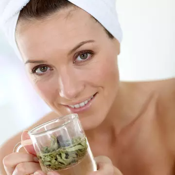 Cură de detoxifiere cu verdețuri de primăvară