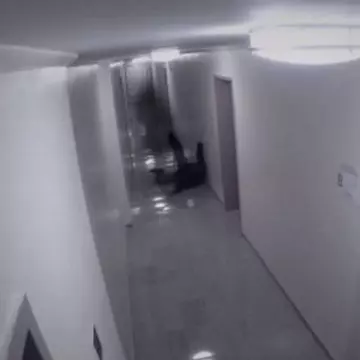 Bărbat lovit şi târât de o fantomă