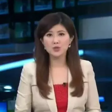 Imaginea durerii! O ştiristă a aflat în direct că iubitul ei s-a sinucis! Iată reacţia ei