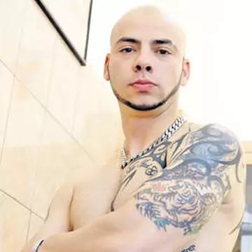 Giani Kiriţă a umilit-o în public şi a băgat-o în sperieţi pe Daniela Crudu: «Stai, fă, jos, că-ţi rup gura!»