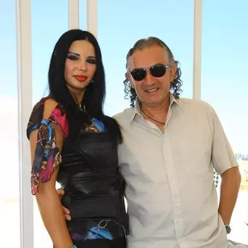 Miron Cozma este disperat. Soţia lui e bolnavă şi izolată departe de casă
