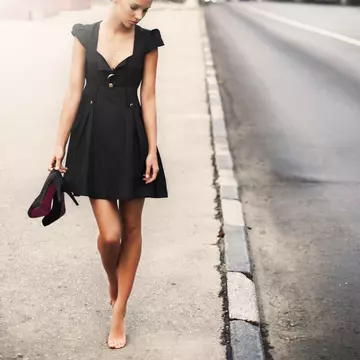 5 articole vestimentare pe care orice femeie trebuie să le dețină