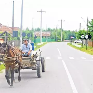Ăsta e satul din România cu 200 de indicatoare | Foto