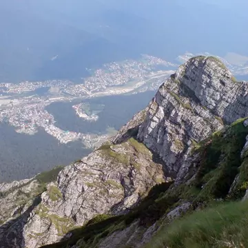 Buşteni, locul pe care trebuie să îl cunoşti bucată cu bucată!