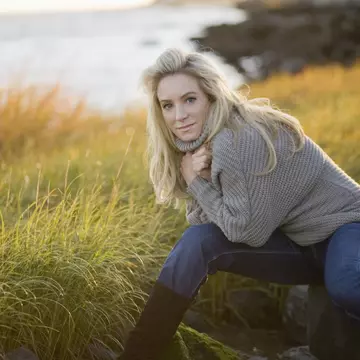 10 piese vestimentare obligatorii pentru această toamnă