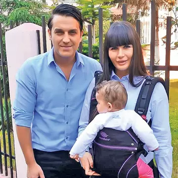 Bucurie mare în familia Băsescu! Eba a aflat sexul copilului